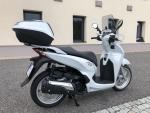Klikněte pro detailní foto č. 4 - Honda SH 300i, původ ČR, 3.800km, TOP