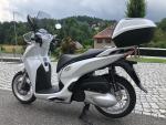 Klikněte pro detailní foto č. 7 - Honda SH 300i, původ ČR, 3.800km, TOP