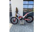 Klikněte pro detailní foto č. 3 - TRS One 250 RR