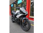 Klikněte pro detailní foto č. 10 - Aprilia Tuono 125