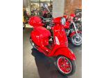 Klikněte pro detailní foto č. 1 - Vespa Primavera 125 RED s kufrem a opěrkou