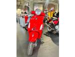 Klikněte pro detailní foto č. 2 - Vespa Primavera 125 RED s kufrem a opěrkou