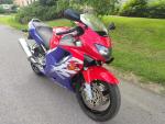 Klikněte pro detailní foto č. 2 - Honda CBR 600 F