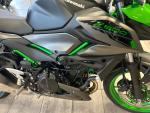 Klikněte pro detailní foto č. 11 - Kawasaki Z 500 SE Skladem, 4 roky záruka