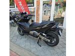 Klikněte pro detailní foto č. 4 - Kymco AK 550i ABS, ČR, Vyšší plexi, Výhřívané rukojeti, Led osvětlení