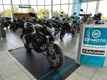 Klikněte pro detailní foto č. 13 - CFMOTO 450 NK modrá, bílá Akce helma