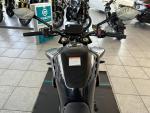 Klikněte pro detailní foto č. 11 - CFMOTO 800 NK Sport Plus - černá, bílá Akce helma
