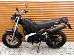 Klikněte pro detailní foto č. 2 - Yamaha XG 250 Tricker