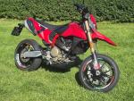 Klikněte pro detailní foto č. 11 - Ducati Hypermotard 698