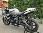 Klikněte pro detailní foto č. 3 - Triumph Street Triple 675 R ---VADA MOTORU---