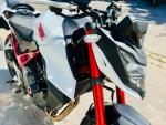 Klikněte pro detailní foto č. 8 - Honda CB 750 Hornet