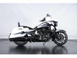 Klikněte pro detailní foto č. 5 - Harley-Davidson STREET GLIDE CVO