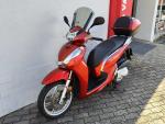 Klikněte pro detailní foto č. 3 - Honda SH 300 1