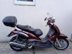 Piaggio Beverly 500, moc pěkný stav, po servisu