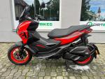 Klikněte pro detailní foto č. 3 - Aprilia SR GT 125 / najeto 1947 km / předváděcí moto