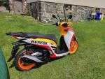 Klikněte pro detailní foto č. 4 - Honda SH 350 i REPSOL Limited edition (2021) VÝPRODEJ