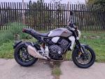 Klikněte pro detailní foto č. 1 - Honda CB 1000 R ABS Neo Sports Top stav
