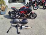 Klikněte pro detailní foto č. 2 - Ducati DIAVEL CARBON RED AND MATT CARBON, 1. MAJ V ČR, SERVIS, VÝBAVA