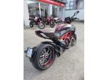 Klikněte pro detailní foto č. 4 - Ducati DIAVEL CARBON RED AND MATT CARBON, 1. MAJ V ČR, SERVIS, VÝBAVA