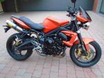 Klikněte pro detailní foto č. 2 - Triumph Street Triple 675 R