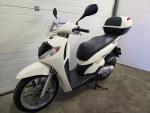 Klikněte pro detailní foto č. 10 - Honda SH 125i