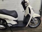 Klikněte pro detailní foto č. 5 - Honda SH 125i