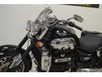 Klikněte pro detailní foto č. 11 - Triumph Rocket III Roadster
