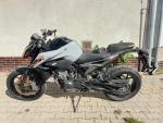 Klikněte pro detailní foto č. 7 - KTM 790 Duke