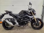 Klikněte pro detailní foto č. 7 - Suzuki GSR 750 - TOP - 6tis km