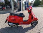 Klikněte pro detailní foto č. 8 - Vespa GTS 125 Super Rosso Coragiosso