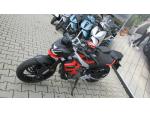 Klikněte pro detailní foto č. 4 - Aprilia Tuono 457