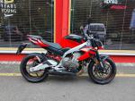 Klikněte pro detailní foto č. 1 - Aprilia Tuono 457