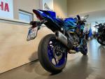 Klikněte pro detailní foto č. 7 - Yamaha YZF-R7, edice 30 let Motoshopu Kabourek, Akrapovič, odpočet DPH