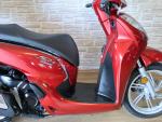 Klikněte pro detailní foto č. 3 - Honda SH 300i ABS 23000km, po velkém servisu, dobrá výbava