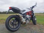 Klikněte pro detailní foto č. 3 - MV Agusta Brutale 800