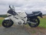 Klikněte pro detailní foto č. 4 - Yamaha FZR 600