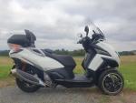 Klikněte pro detailní foto č. 2 - Peugeot Metropolis 400
