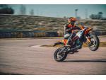 Klikněte pro detailní foto č. 10 - KTM 390 SMC R 2025 | AKCE