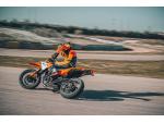 Klikněte pro detailní foto č. 11 - KTM 390 SMC R 2025 | AKCE