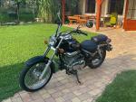Klikněte pro detailní foto č. 5 - Suzuki LC 250 Intruder