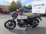 Klikněte pro detailní foto č. 4 - Moto Guzzi V7 Stone TEN (sleva 20.000.-)