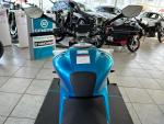Klikněte pro detailní foto č. 11 - CFMOTO 450 NK - modrá, bílá AKCE helma
