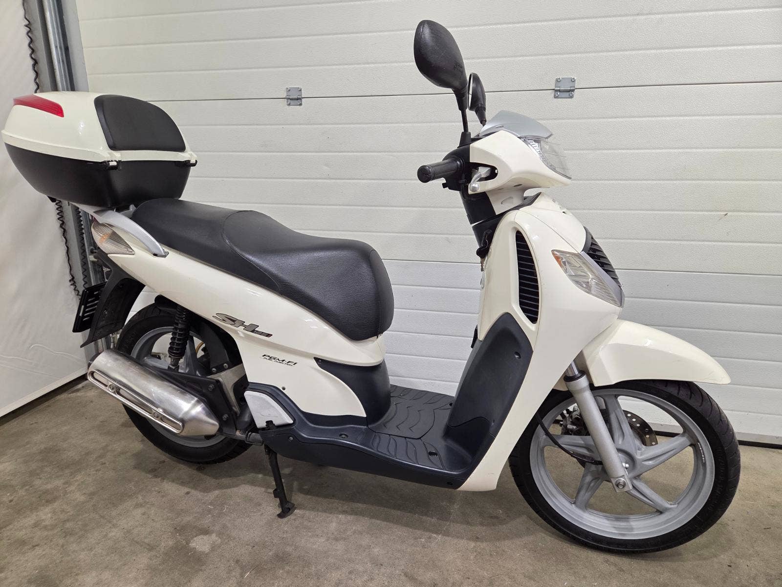 Honda SH 125i (2007), Kč