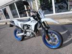 Klikněte pro detailní foto č. 2 - Suzuki DR-Z4SM