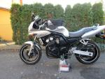 Klikněte pro detailní foto č. 1 - Yamaha FZS 600 Fazer