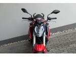 Klikněte pro detailní foto č. 8 - Voge 500R