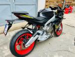 Klikněte pro detailní foto č. 4 - Aprilia RS 660 Venom Yellow 2025