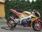 Klikněte pro detailní foto č. 12 - Aprilia Tuono V4