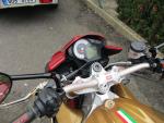 Klikněte pro detailní foto č. 7 - Aprilia Tuono V4