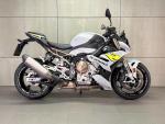 Klikněte pro detailní foto č. 1 - BMW S 1000 R -  AKRAPOVIC / DDC / QUICKSHIFTER /  SUPER CENA